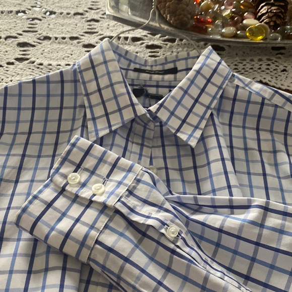No name plaid collared shirt - Picture 1 of 2